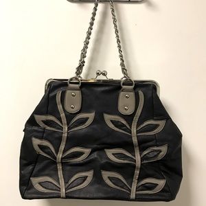 Nice & Stylish Roomy Silver Chain Leaf Accented Bag!